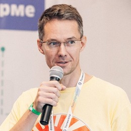 Михаил Шакин